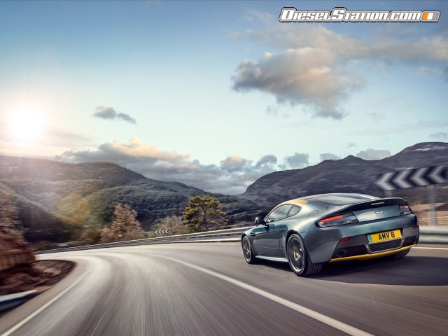Aston Martin V8 Vantage N430 2015 Picture #17 Aston Martin V8 Vantage N430 2015 Picture #17
